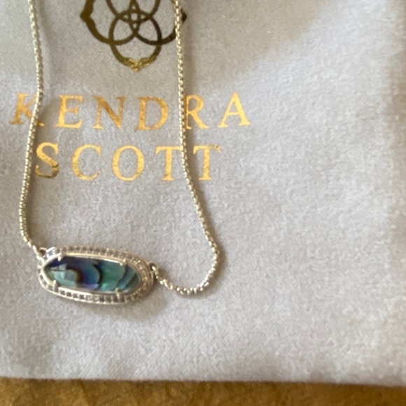 Gorgeous Kendra Scott Necklace - Picture 3 of 3